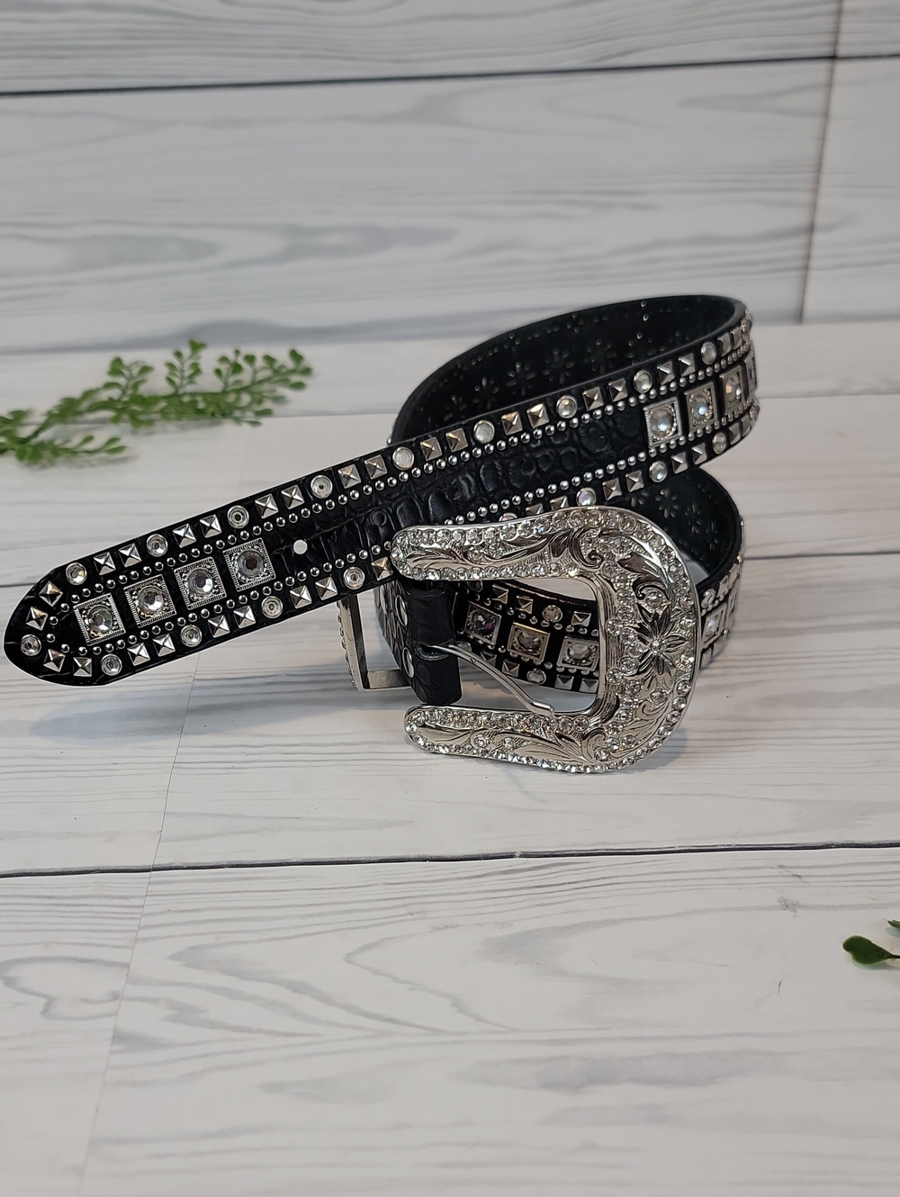Western Leather Belt Black with Heavy Crystals Decorative Silver Buckle Size L